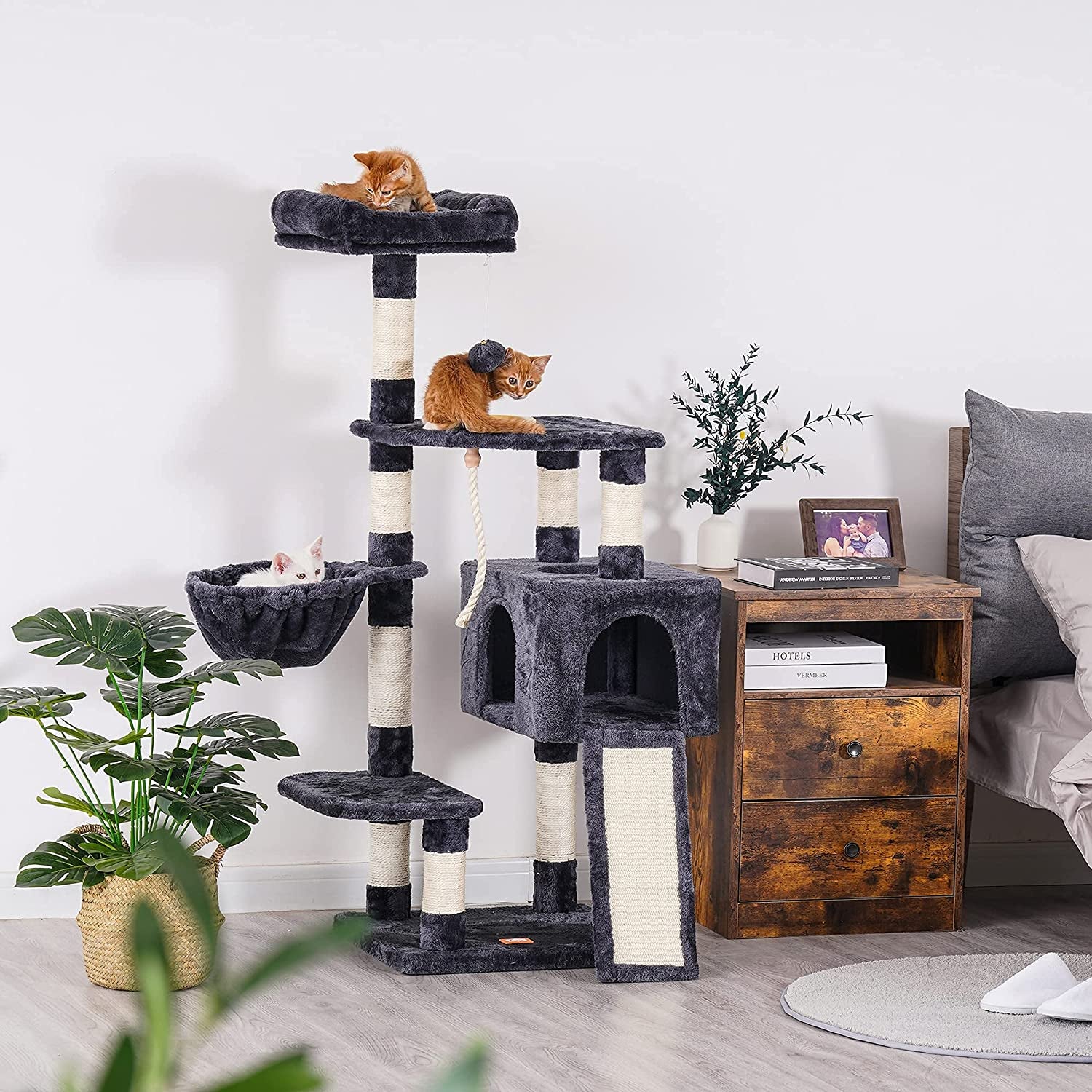 Cat Tree, Cat Tower for Indoor Cats with Scratching Board, Multi-Level Cat Furniture Condo with Feeding Bowl, Smoky Gray HCT010G